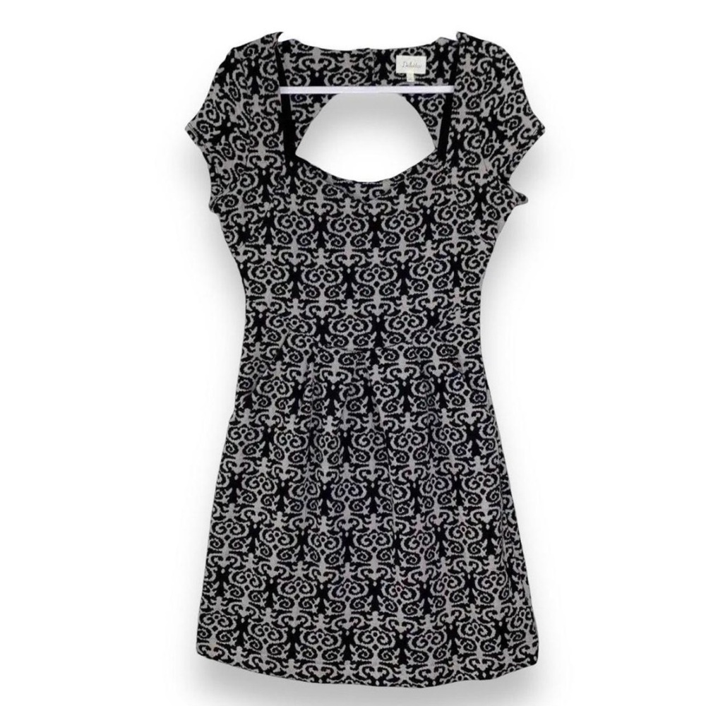 Deletta Caledonia Sweater Dress by Anthropology 
Size S Jacquard